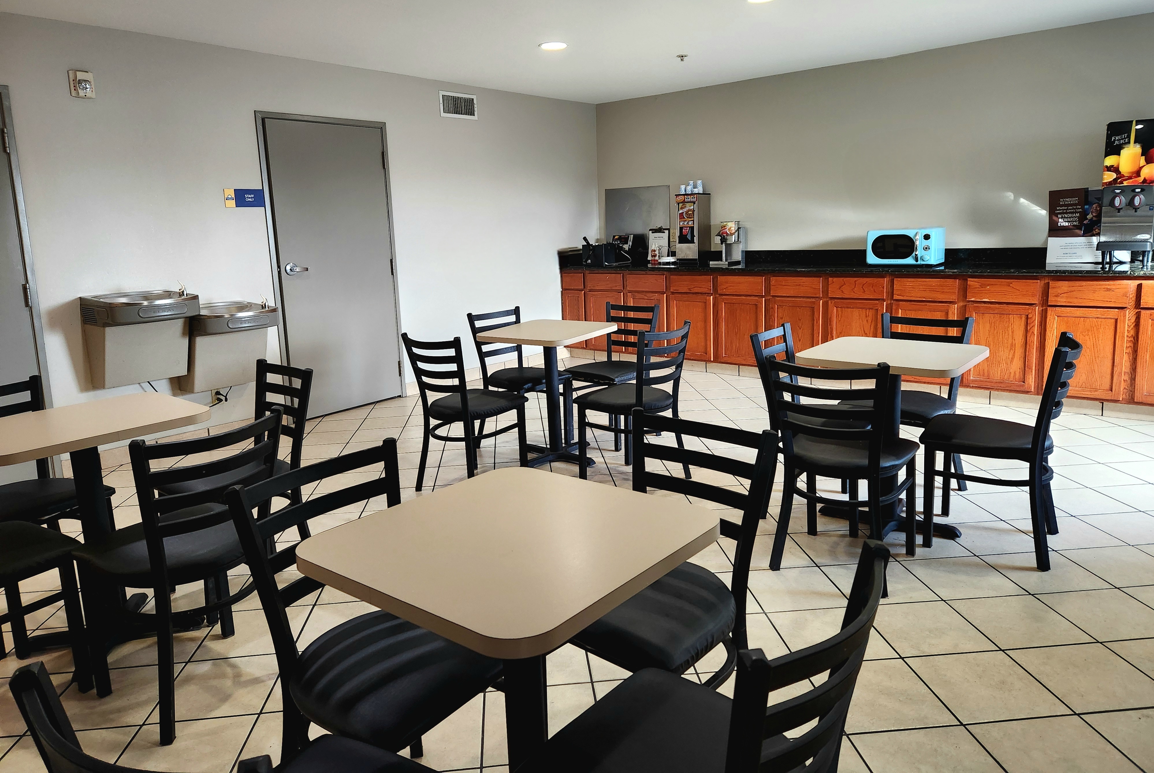 Free breakfast at Days Inn & Suites by Wyndham Thibodaux in Thibodaux, Louisiana